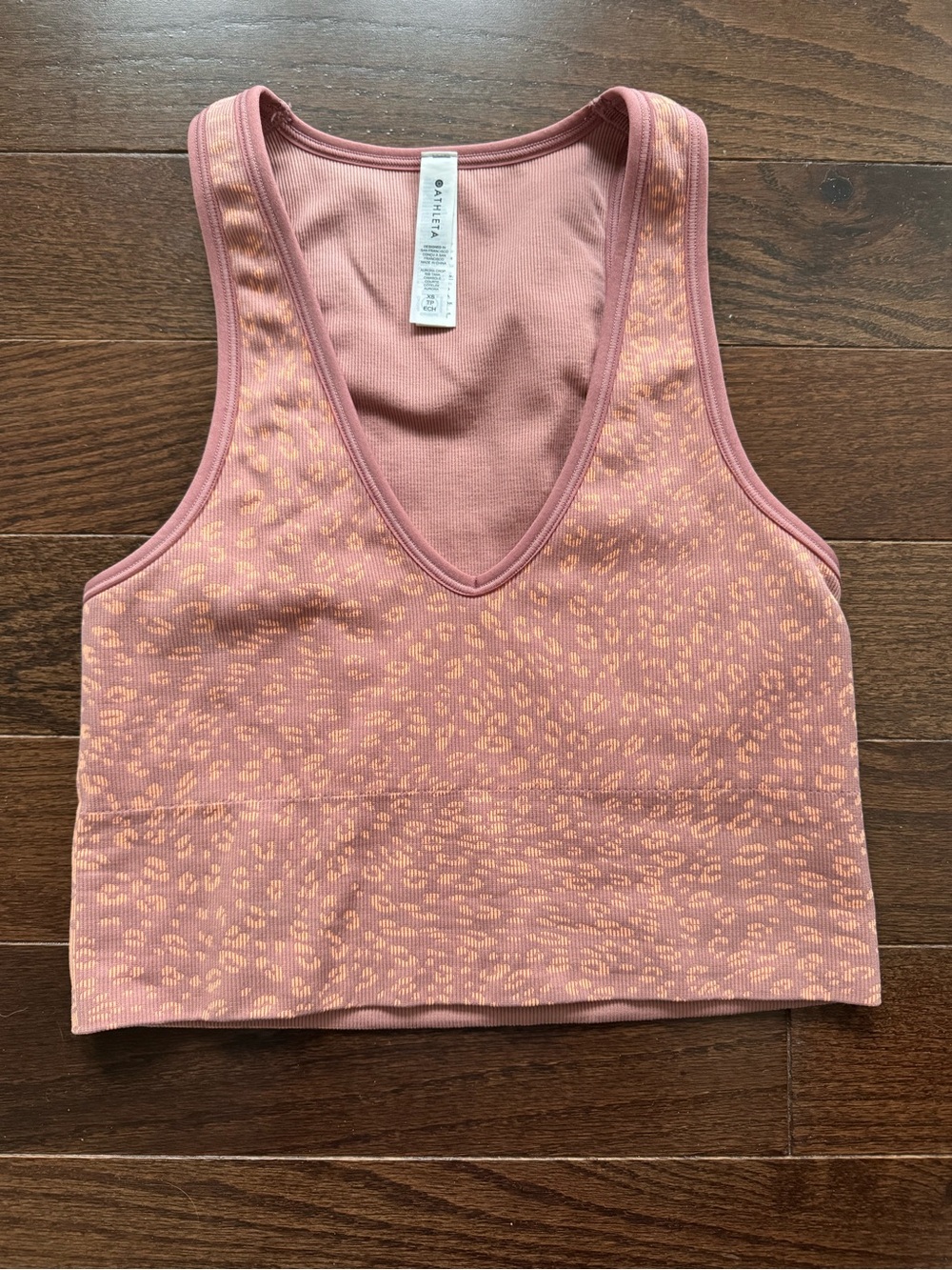 Athleta Rose & Peach Leopard V-Neck Ribbed Crop Tank